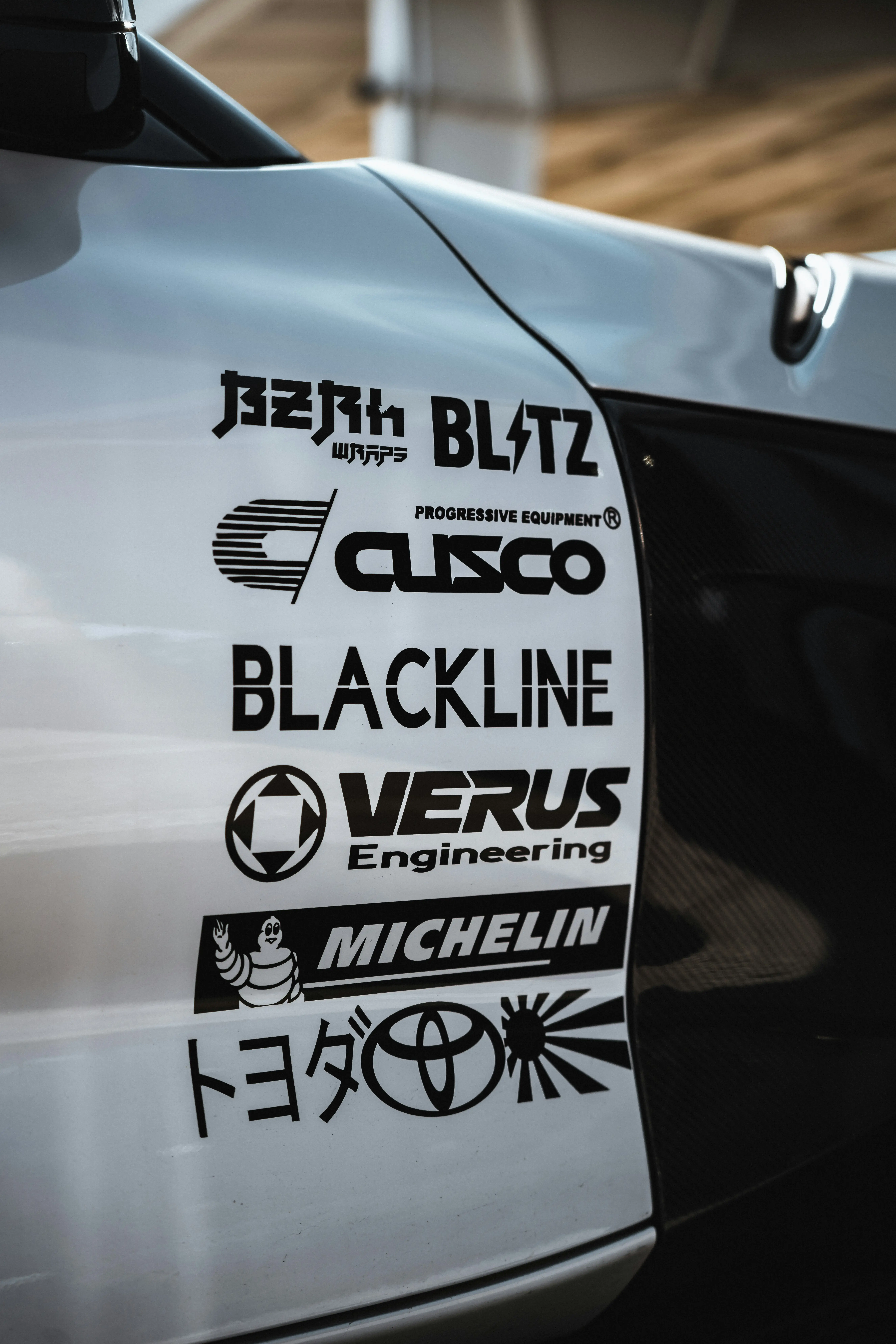 Decals and spot graphics