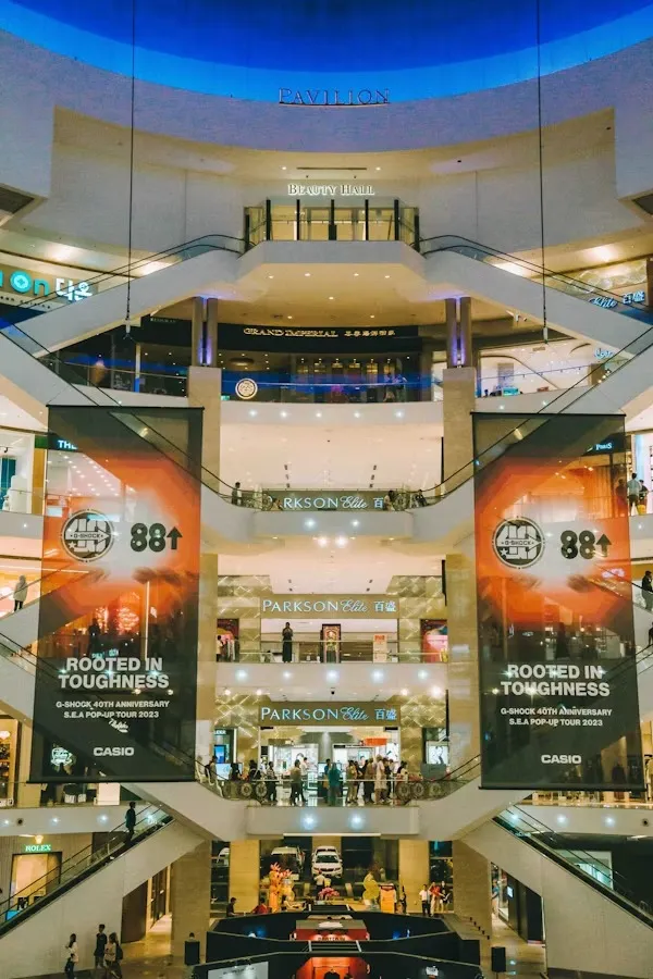 Digital video wall